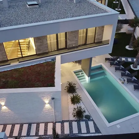 Villa Heated Pool Didov San Family